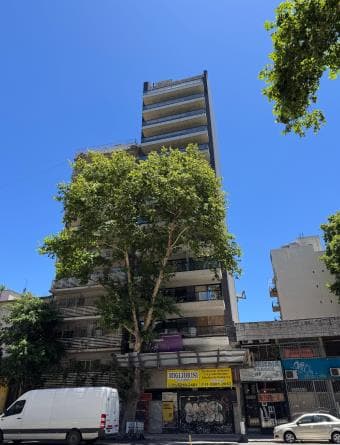 1-2-3 AMB preventa, Justo Juan B 2323
