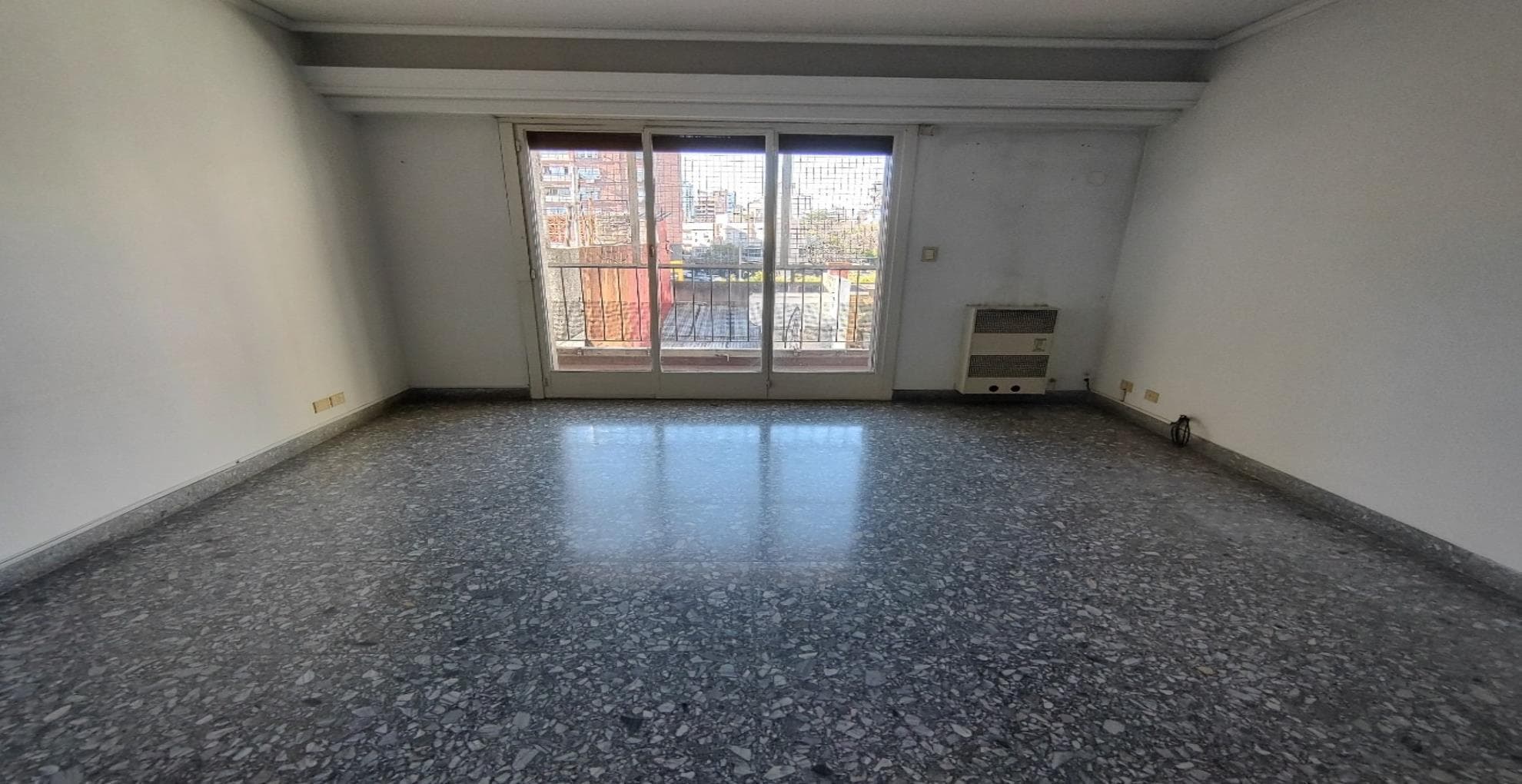 Departamento en Caballito, Galicia al 700